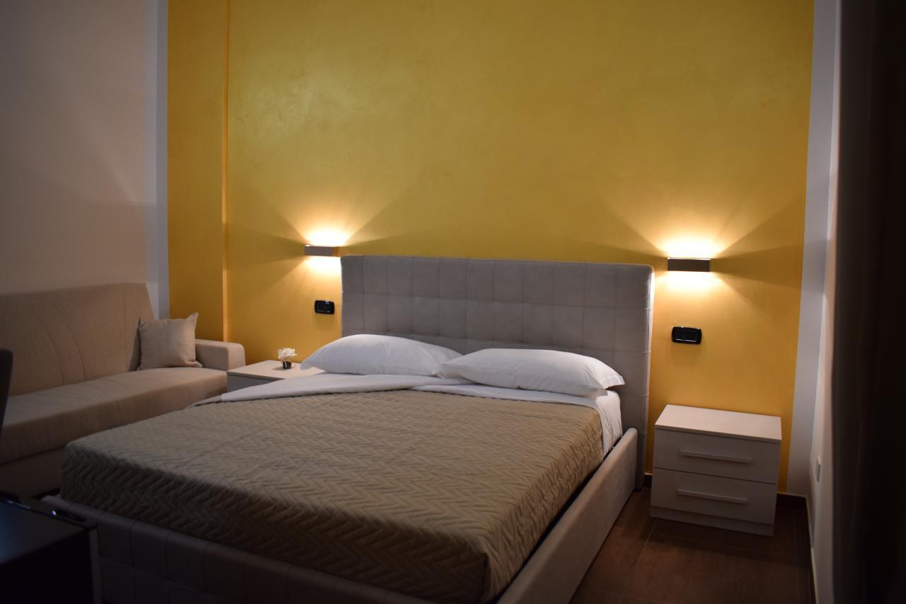 Corallo Rooms Salerno Exteriör bild