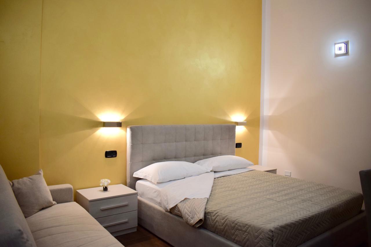 Corallo Rooms Salerno Exteriör bild